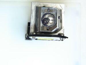 <span class="warranty">GENUINE ORIGINAL OEM Lamp from APO that has an ORIGINAL Osram bulb in a APO premium quality housing for OPTOMA H180X <br/> 12 Month Warranty</span>