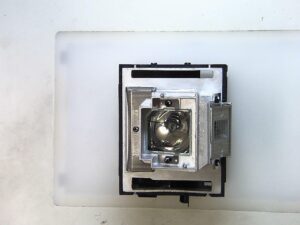 <span class="warranty">GENUINE ORIGINAL OEM Lamp from APO that has an ORIGINAL Philips bulb in a APO premium quality housing for Smart Board UX80 <br/> 12 Month Warranty</span>